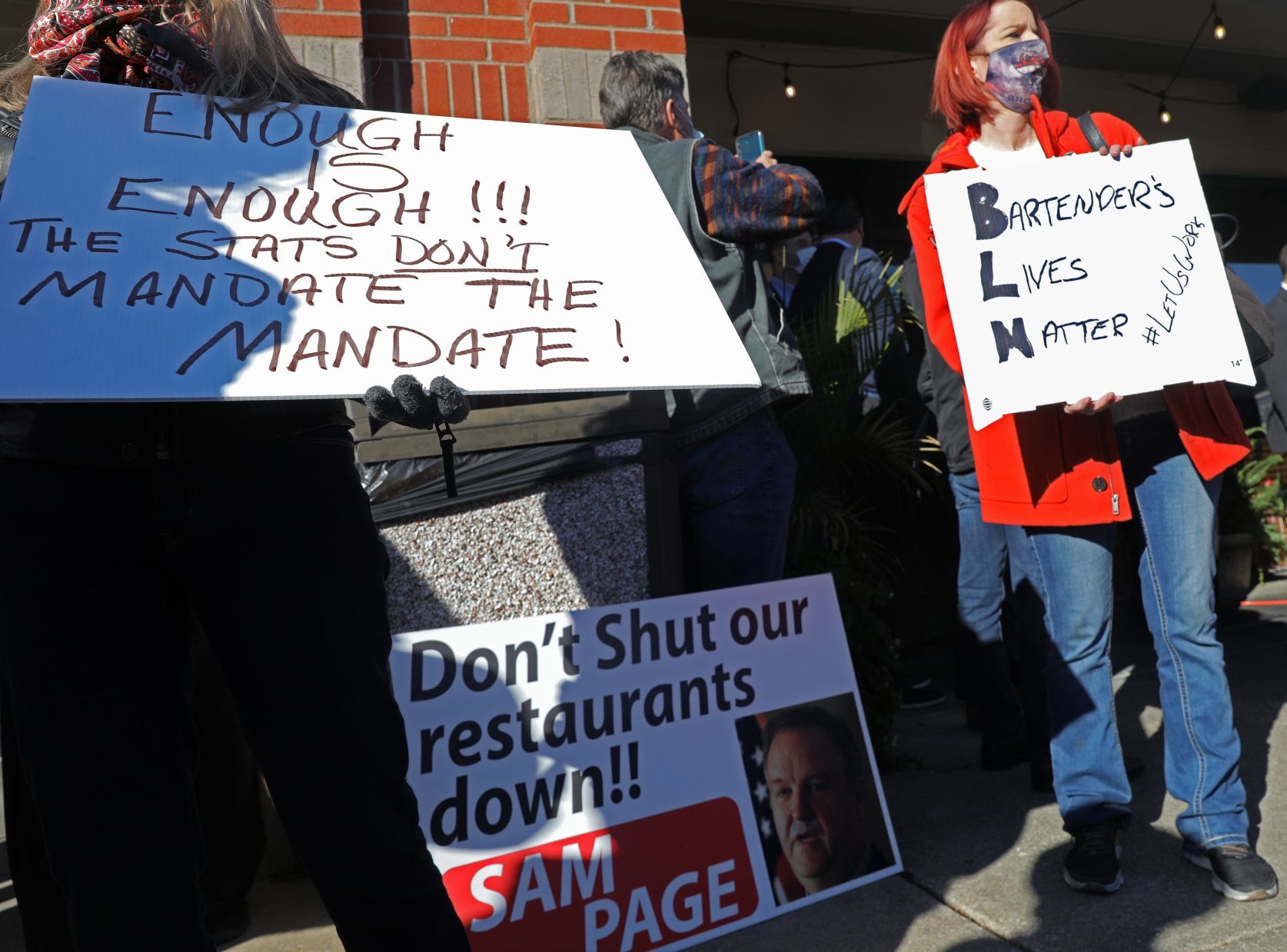 Restaurateurs rally behind state bill to curb Page’s power